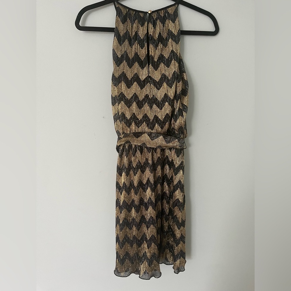 GUESS Culver Chevron Dress | Size 0 - Picture 7 of 7